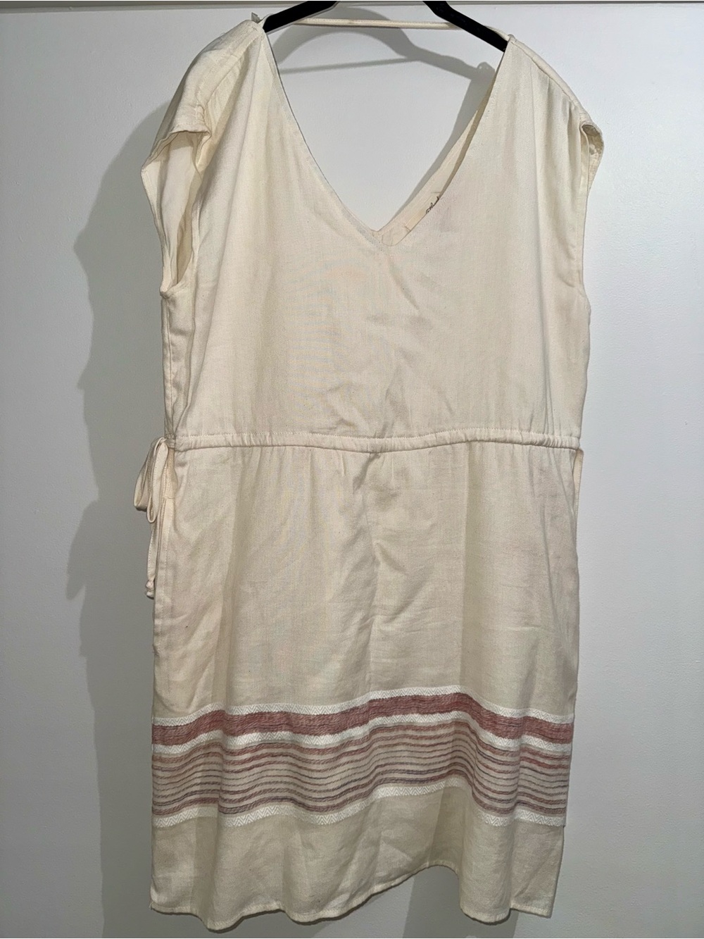 Universal Threads Cream V-Neck Sleeveless Dress with Striped Hem